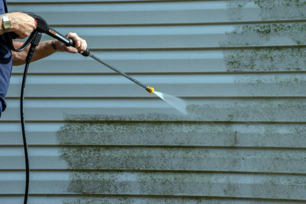 Best Commercial Building Pressure Washing  in Hartland, WI