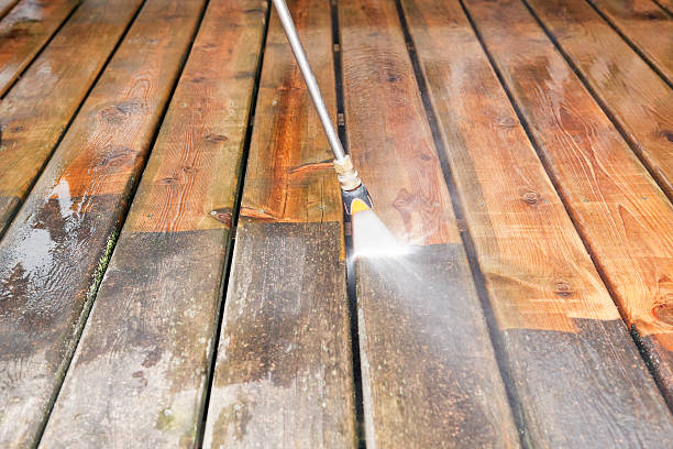 Deck Cleaning Services in Hartland, WI